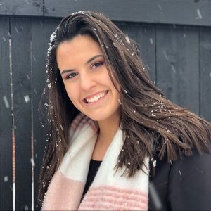 Meet your Posher, Elizabeth